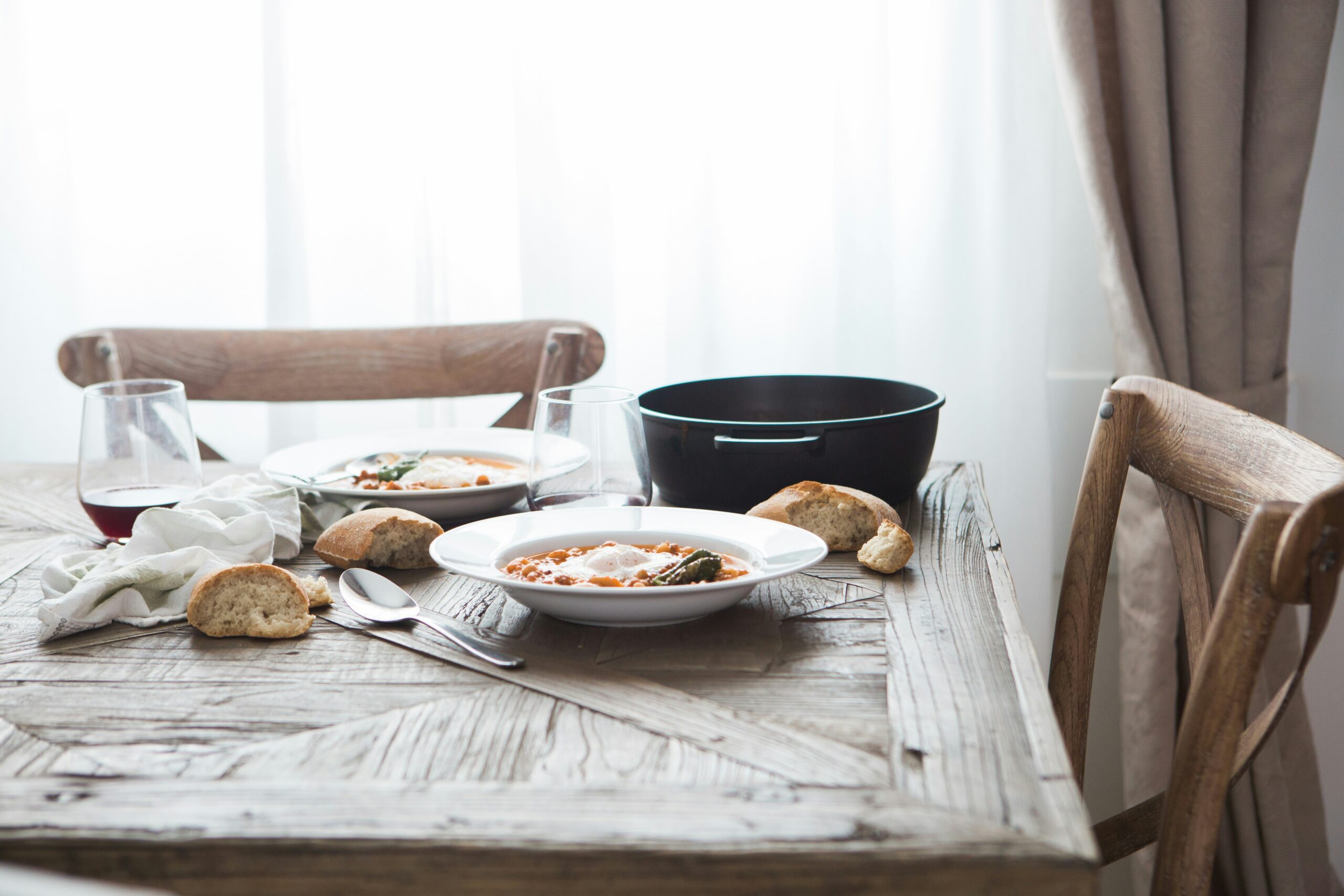 Efficient Food Serving Train for Dining Table Online: A Must-See Guide